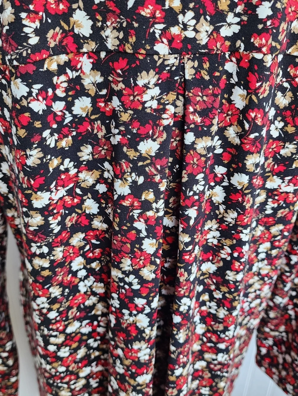 J Jill Wearever Black Red Floral V Neck Dress Stretch Long Sleeve Rayon Sz S